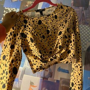 Brown knit top🧸🤎